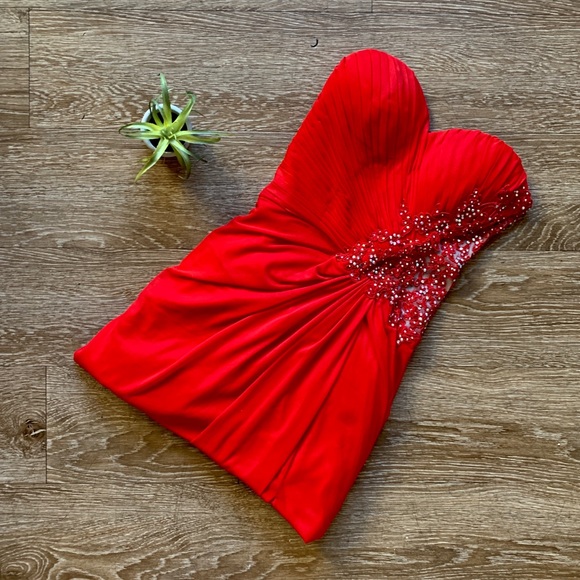 Macys Red Formal Lace Detailing Dress 